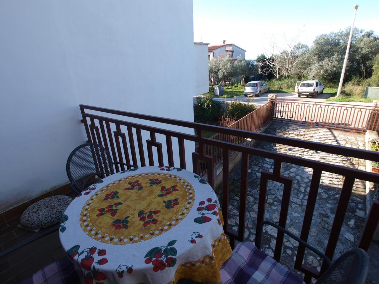 Apartments Emil 769 Fažana Extérieur photo